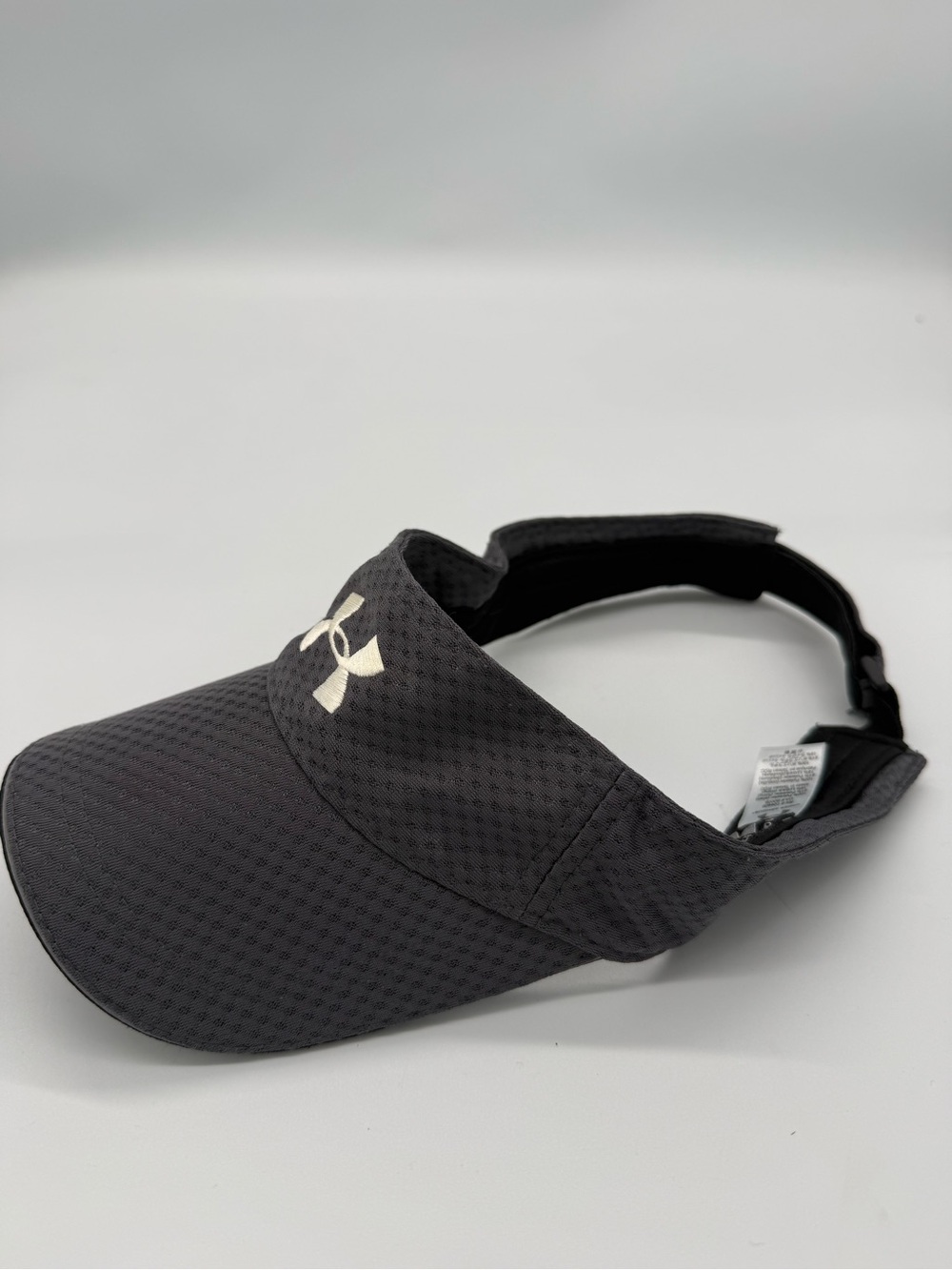 Under Armour Black Mesh Athletic Visor with Silver Logo
